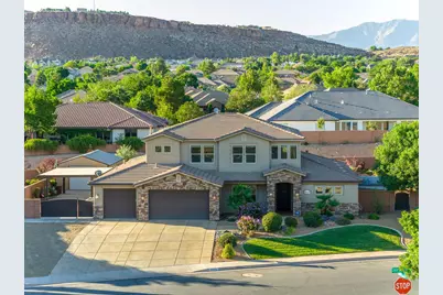 2223 E Coyote Springs Dr, Saint George, UT 84790 - Photo 2
