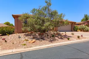 140 N Tuacahn Dr, Ivins, UT 84738 - Photo 4