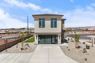22 E Luften St, Washington, UT 84780 - Photo 2