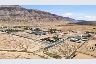 1297 W 4300 S, Hurricane, UT 84737 - Photo 14