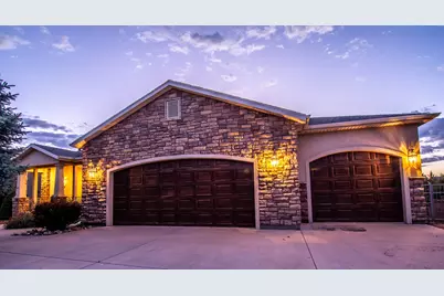 544 S Legacy Park Ave, Cedar City, UT 84720 - Photo 2