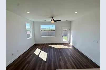 2678 E Suniva Way, Saint George, UT 84790 - Photo 4