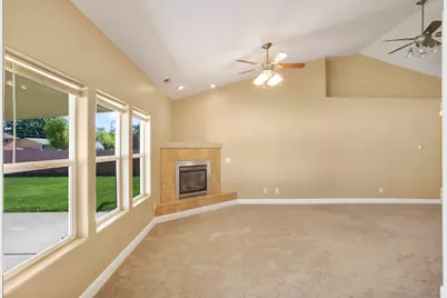 545 W 375 S, Hurricane, UT 84737 - Photo 10