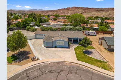 321 N 3420 W, Hurricane, UT 84737 - Photo 2