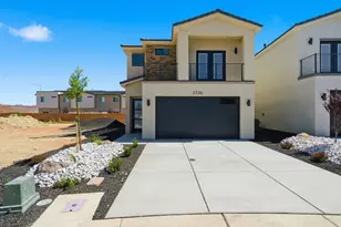 2336 E Kiabito Ln, Saint George, UT 84790 - Photo 1