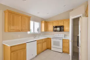 4376 S Ironwood Dr, Saint George, UT 84790 - Photo 8