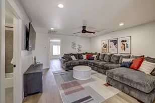 1311 E Vista Roja Pl, Washington, UT 84780 - Photo 10