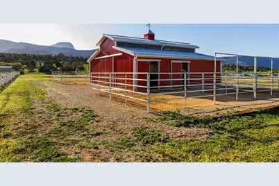2025 S 2500 E, New Harmony, UT 84757 - Photo 16