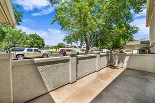 444 E Sunland Dr, Saint George, UT 84790 - Photo 16