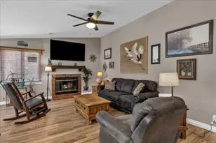 545 S Valley View Dr, Saint George, UT 84770 - Photo 6