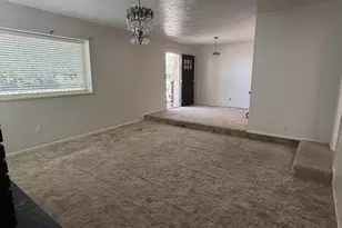 195 S 100 St E, Beaver, UT 84713 - Photo 2