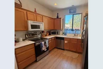 912 N Echo Ln, Washington, UT 84780 - Photo 2