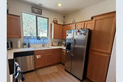 912 N Echo Ln, Washington, UT 84780 - Photo 4