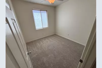 912 N Echo Ln, Washington, UT 84780 - Photo 8