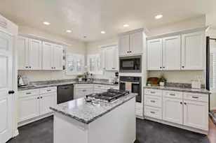 420 S Mesa Hills Dr, Cedar City, UT 84720 - Photo 14