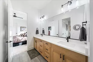 719 W Scenario St, Washington, UT 84780 - Photo 44