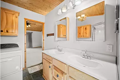 915 E Cedar Berry Ln, Pine Valley, UT 84781 - Photo 30