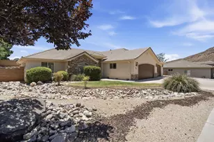 988 E Silver Falls Dr, Washington, UT 84780 - Photo 2