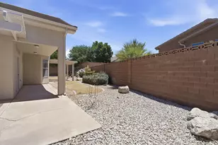 988 E Silver Falls Dr, Washington, UT 84780 - Photo 32