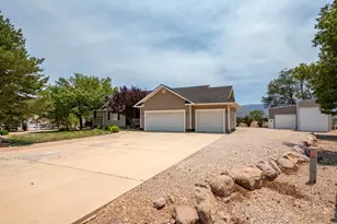 2229 W 2350 N, Cedar City, UT 84721 - Photo 2