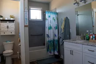 1000 E Canyon Dr, Big Water, UT 84741 - Photo 12