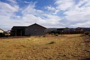 1000 E Canyon Dr, Big Water, UT 84741 - Photo 22