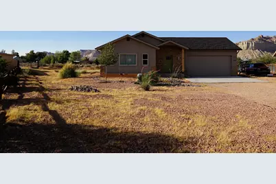 1000 E Canyon Dr, Big Water, UT 84741 - Photo 24