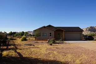 1000 E Canyon Dr, Big Water, UT 84741 - Photo 24