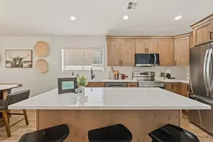 504 E Telegraph St, Washington, UT 84780 - Photo 8