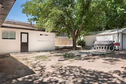 144 W 300 South St, Saint George, UT 84770 - Photo 32
