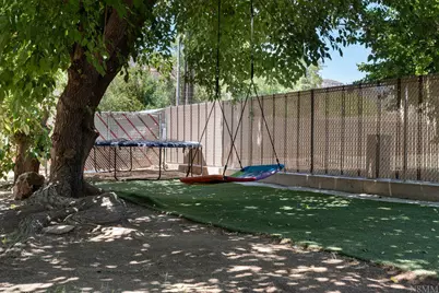144 W 300 South St, Saint George, UT 84770 - Photo 36