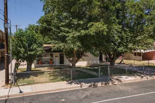 144 W 300 S St, Saint George, UT 84770 - Photo 42