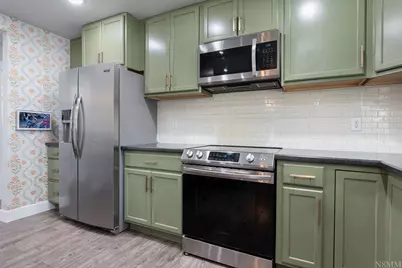 144 W 300 South St, Saint George, UT 84770 - Photo 8