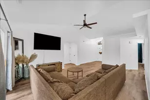1305 E Riverside Dr, Saint George, UT 84790 - Photo 4