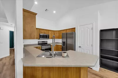 1305 E Riverside Dr #23, Saint George, UT 84790 - Photo 6