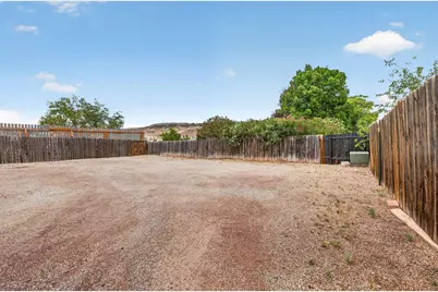 340 E Telegraph St, Washington, UT 84780 - Photo 4