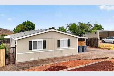 340 E Telegraph St, Washington, UT 84780 - Photo 32