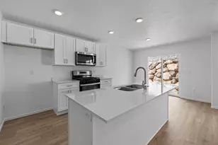 2153 S Wolverine Way, Washington, UT 84780 - Photo 28