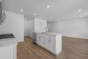 2149 S Wolverine Way, Washington, UT 84780 - Photo 12