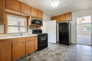 111 S 200 E, Saint George, UT 84770 - Photo 22