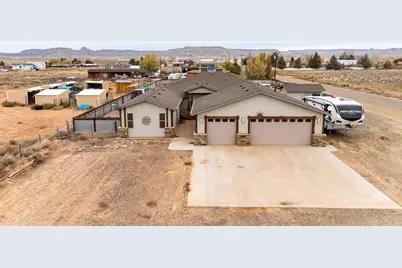 4830 W Pioneer Ave, Kanab, UT 84741 - Photo 2