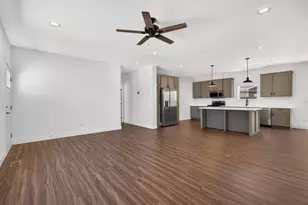 464 E Jessop Ave, Hildale, UT 84784 - Photo 12