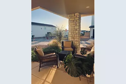 629 W Spring Lily Dr, Saint George, UT 84790 - Photo 2