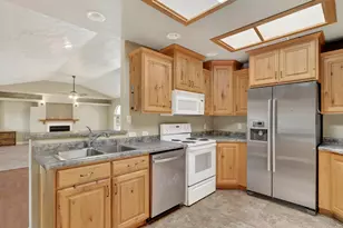 3996 W 250 N, Cedar City, UT 84720 - Photo 10