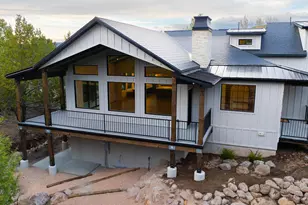 272 S Cliff Rose Cir, Pine Valley, UT 84781 - Photo 2