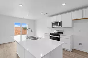 2145 S Wolverine Way, Washington, UT 84780 - Photo 10