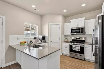 3074 N 175 East St, Cedar City, UT 84721 - Photo 8