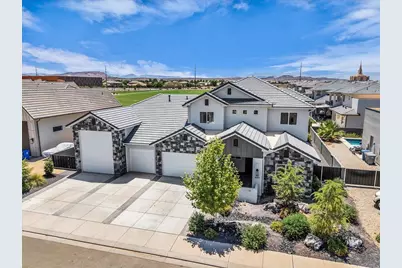 449 W Johann Cir, Washington, UT 84780 - Photo 2