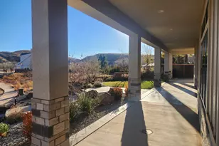 1283 N Gallen Rd, Santa Clara, UT 84765 - Photo 10