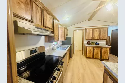 1360 N Dixie Downs Rd #28, Saint George, UT 84770 - Photo 6